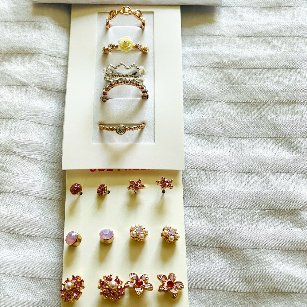BUNDLE SALE *** Set of (6) Semi-precious Earrings & (5) Costume Rings. NEW !!!